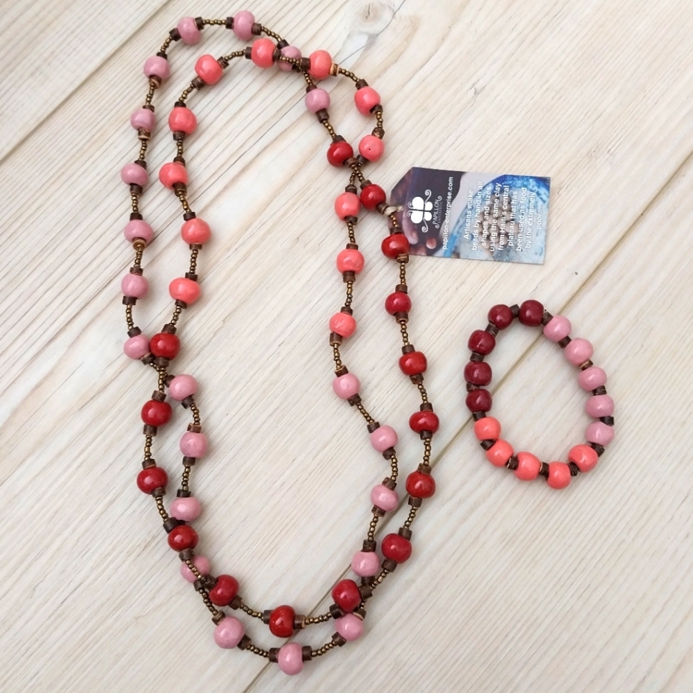 NWT Papillon Enterprise Ombre Necklace & Bracelet Set